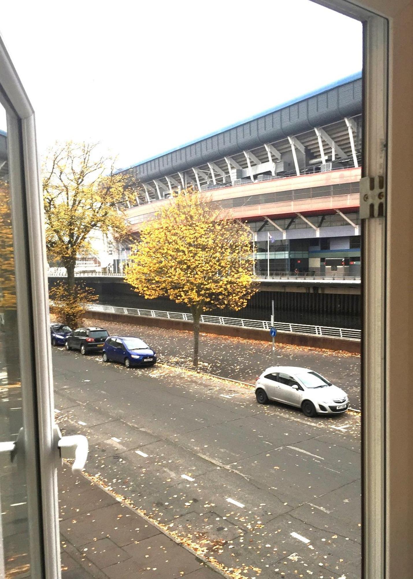 1 Fitzhamon Embankment Apartments Opposite Principality Stadium - Long Stay Offer 카디프 외부 사진