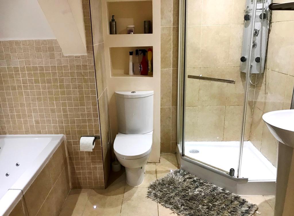 1 Fitzhamon Embankment Apartments Opposite Principality Stadium - Long Stay Offer 카디프 객실 사진